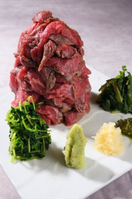 招牌菜“肉的喜马拉雅”