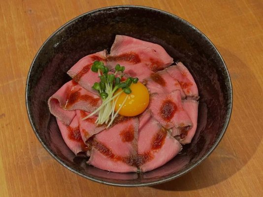 绝佳烤牛肉盖饭
