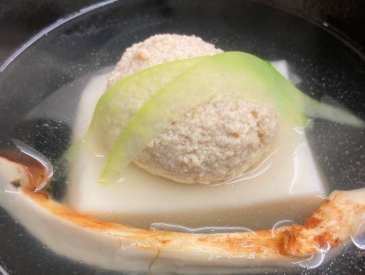 以一汁三菜为基础的茶怀石套餐