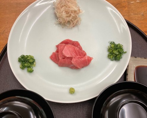 菜品示例“金枪鱼炙烧”