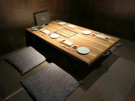 共有5间独立包间